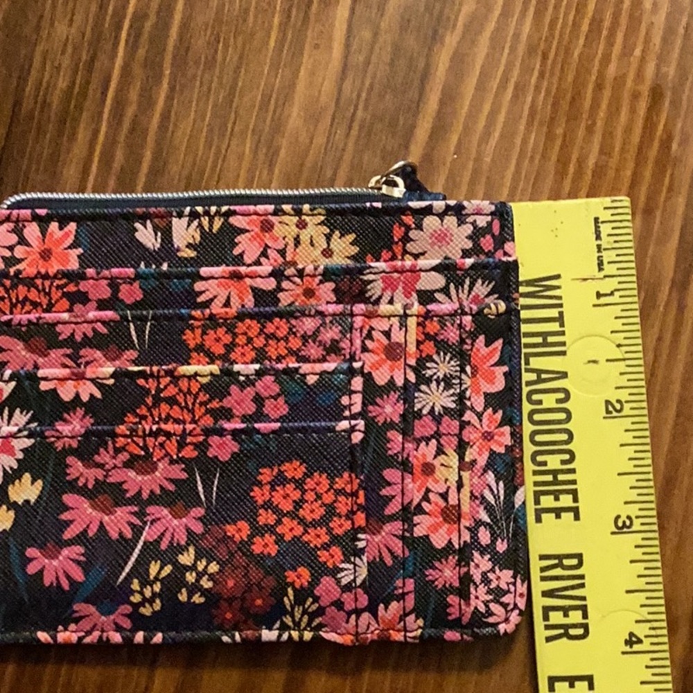 Card holder - Picture 4 of 4